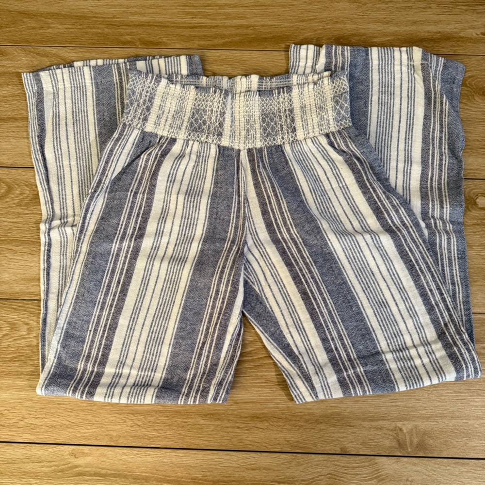 Indigo Rein White and Blue Striped Pants Size Medium